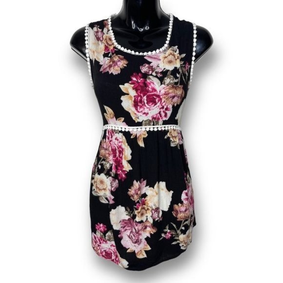 Pinkblush Tops - PinkBlush Maternity Size S Black Pink Floral Pom Pom Trim Gauzy Lightweight Top